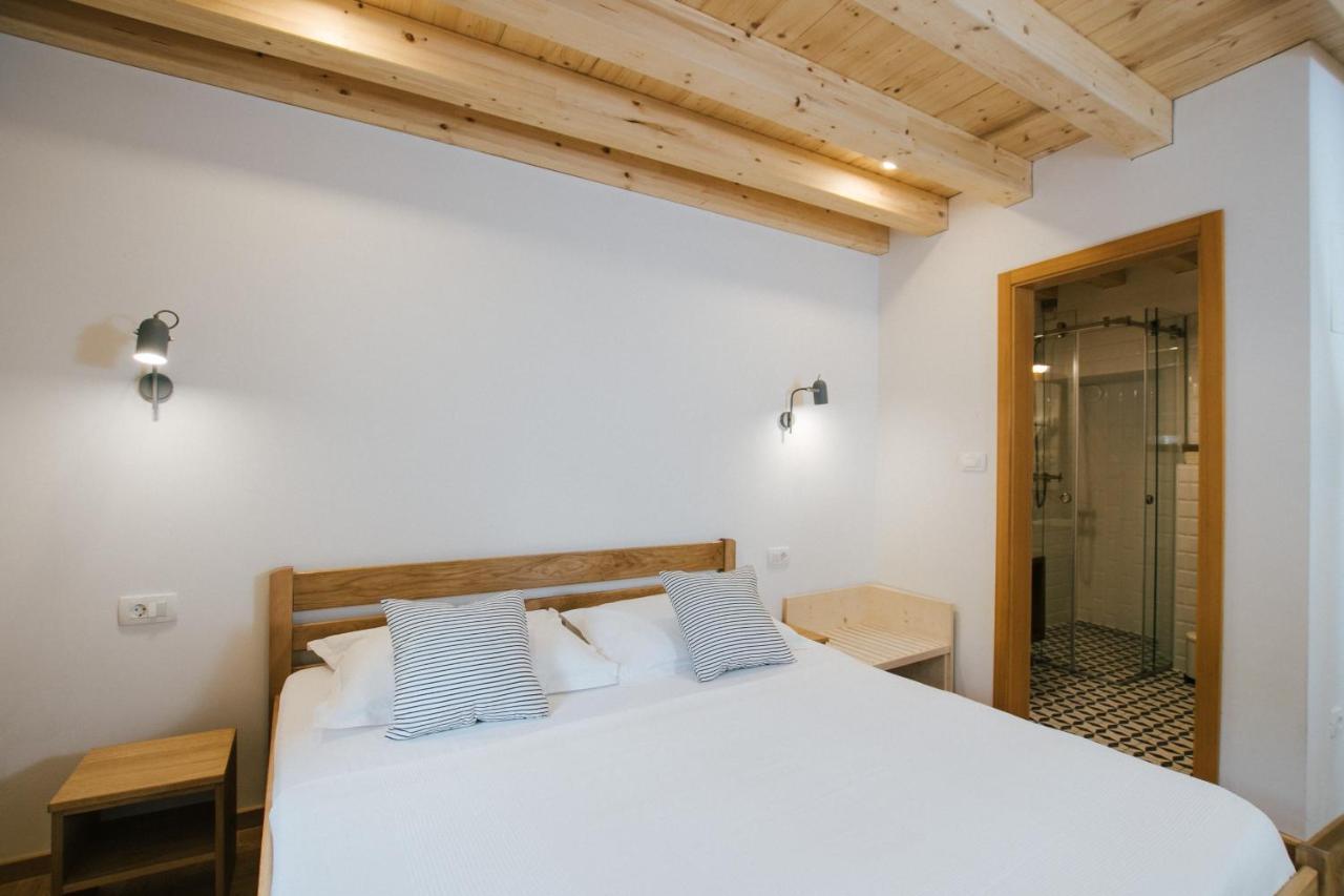 Franka Hotel Trogir Buitenkant foto