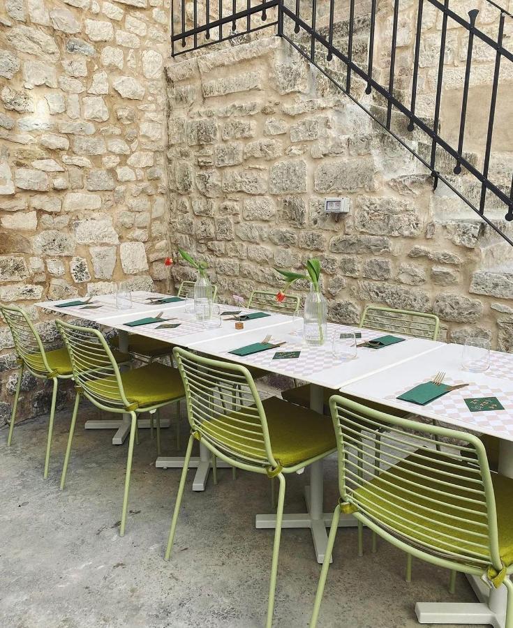 Franka Hotel Trogir Buitenkant foto